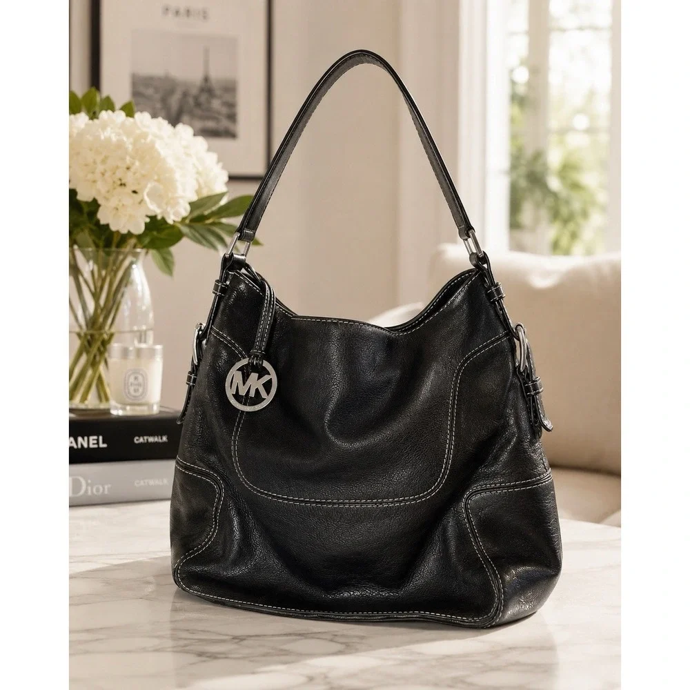 Michael Kors Brookville Black Pebbled Leather Hobo Shoulder Bag Silver MK Charm